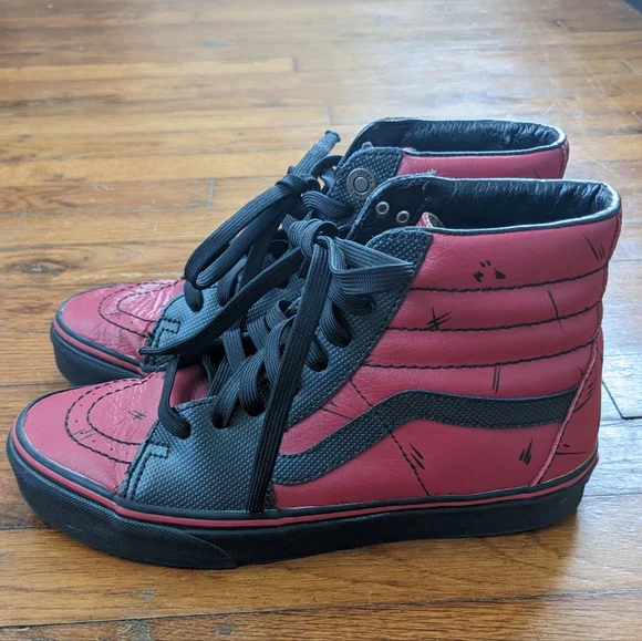 Vans Sk8-Hi X Marvel DEADPOOL Red Black Sneakers Size Men's 7 - Woman 8.5 - Picture 2 of 14